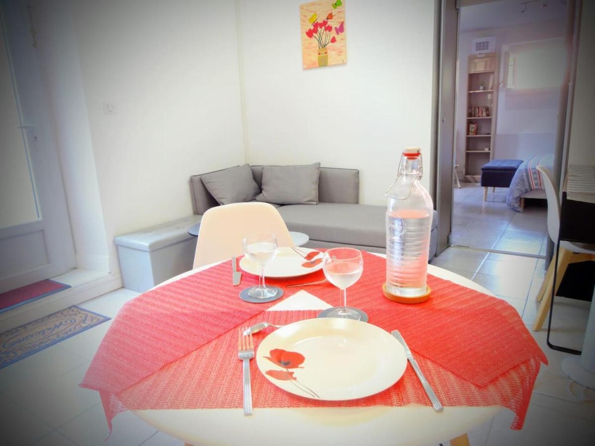 卢德Au Petit Marcadal **Sanctuaires, Hopital, Gare**公寓 外观 照片